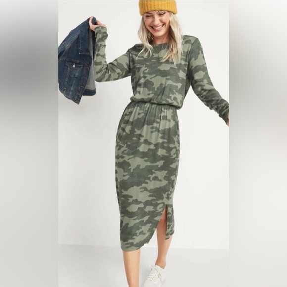 NWOT Old Navy Women's Grey Camo Waist-Defined Short-Sleeve Midi T-Shirt Dress - Picture 2 of 12